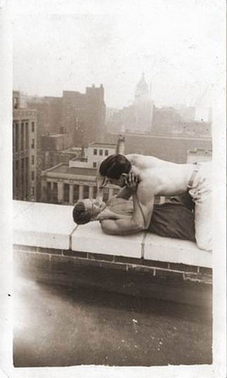 gay-men-love-rooftop-325